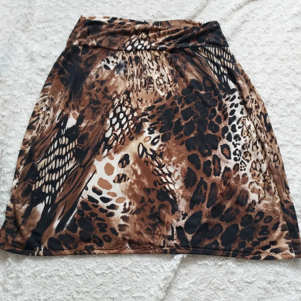 Bold Wild Animal Print Pull On Stretch Skirt Casual